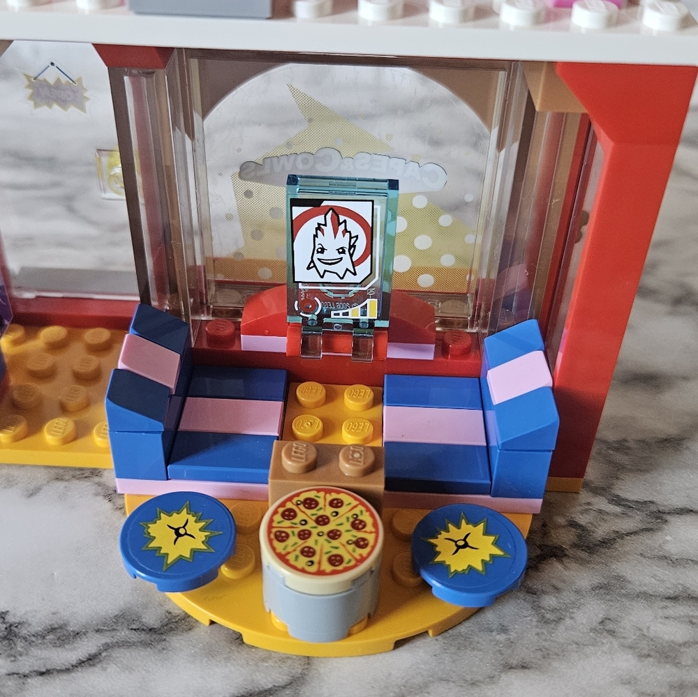 Lego DC Super Hero Girls Harley Quinn To The Rescue #41231 - Picture 13 of 16